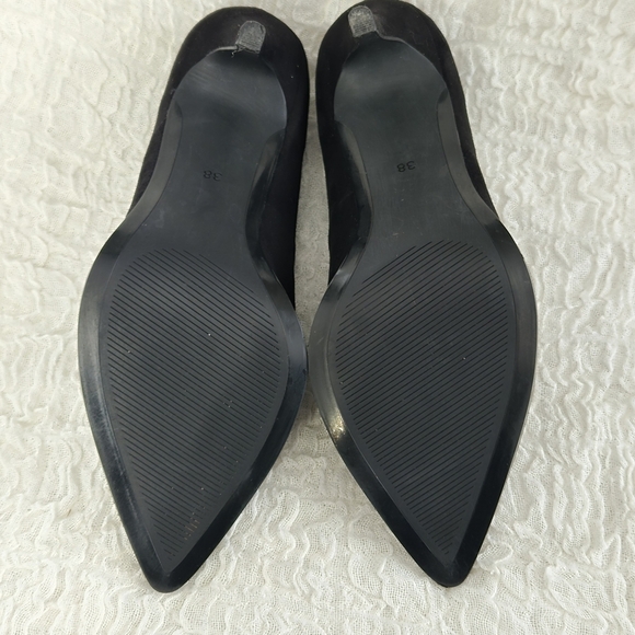 Women's Black Suede High Heel Pumps Pointed Toe Sz 7 Corpcore Minimalist Shoe - Picture 11 of 12